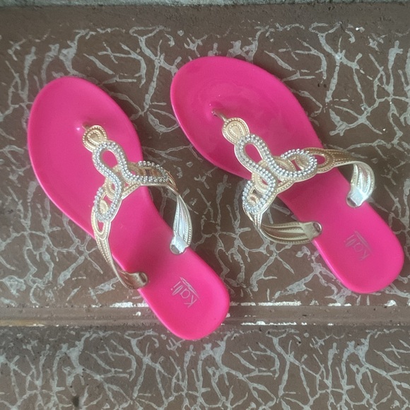 Hot pink summer glitzy sandals - Picture 2 of 5